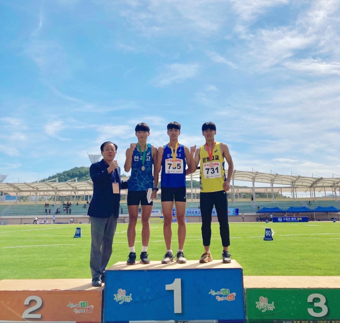 김진호 800m